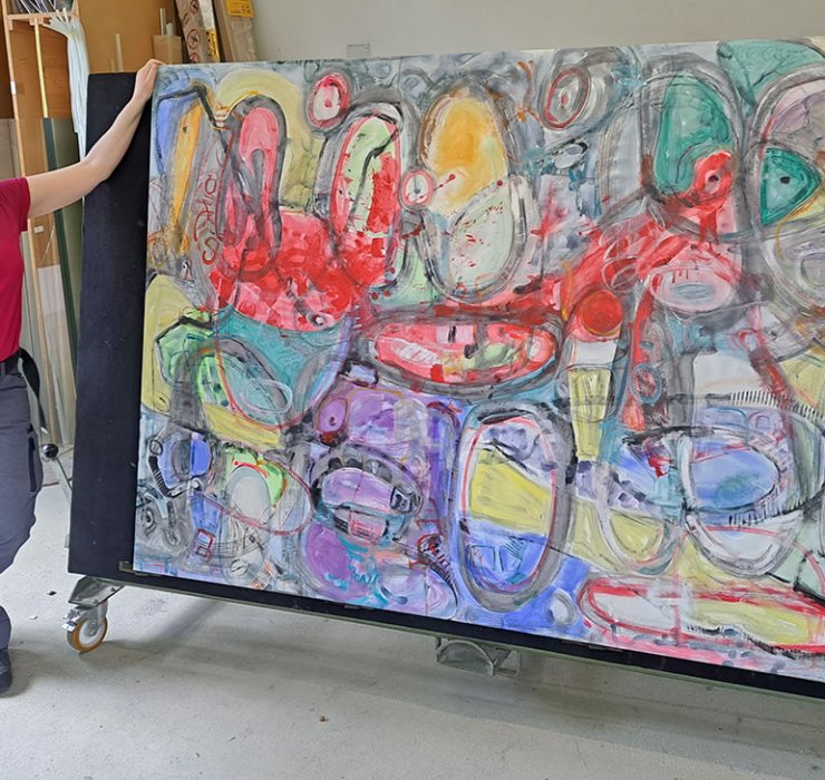 Aufspannen eines übergroßen Bildes – Acryl auf Leinwand