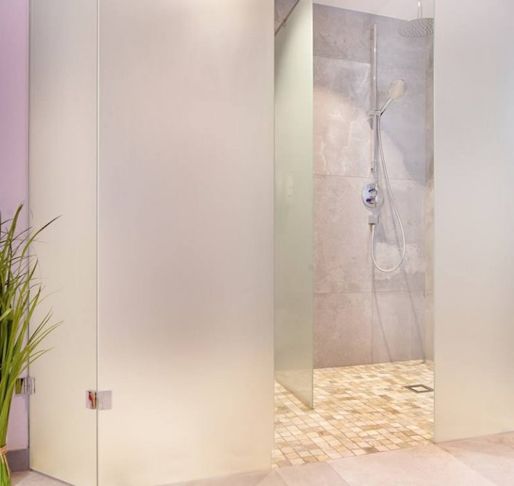 Verglasungen im Badezimmer bzw. in Spa-Bereichen